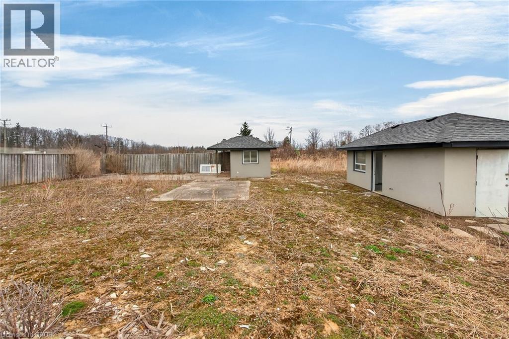 4049 Highway 6, Hamilton, ON - Outdoor