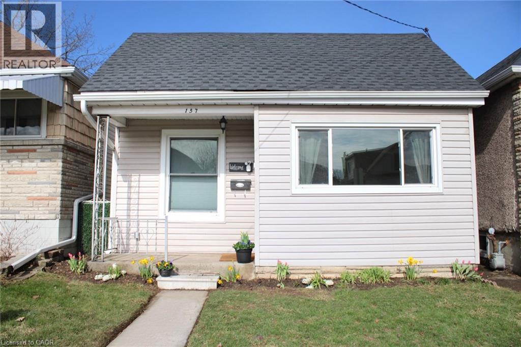 157 Tragina Avenue N, Hamilton, ON - Outdoor With Exterior