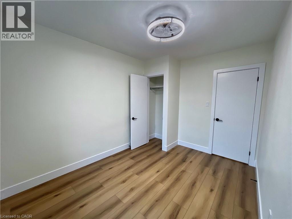 157 Tragina Avenue N, Hamilton, ON - Indoor Photo Showing Other Room