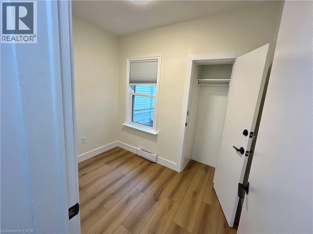 157 Tragina Avenue N, Hamilton, ON - Indoor Photo Showing Other Room