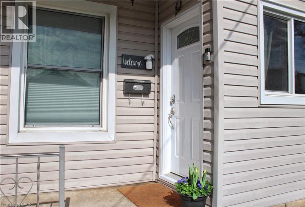 157 Tragina Avenue N, Hamilton, ON - Outdoor With Exterior