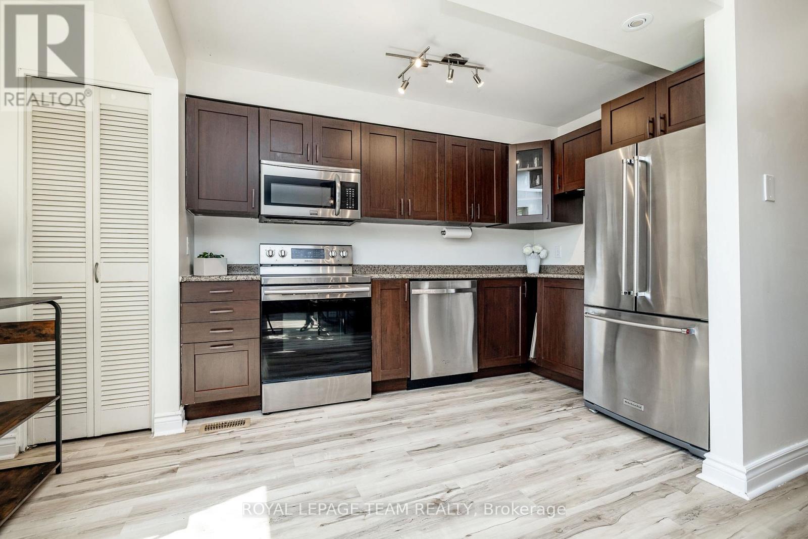 kichen/pantry area - 28 - 28 Peary Way, Ottawa, ON - Indoor Photo Showing Kitchen With Stainless Steel Kitchen