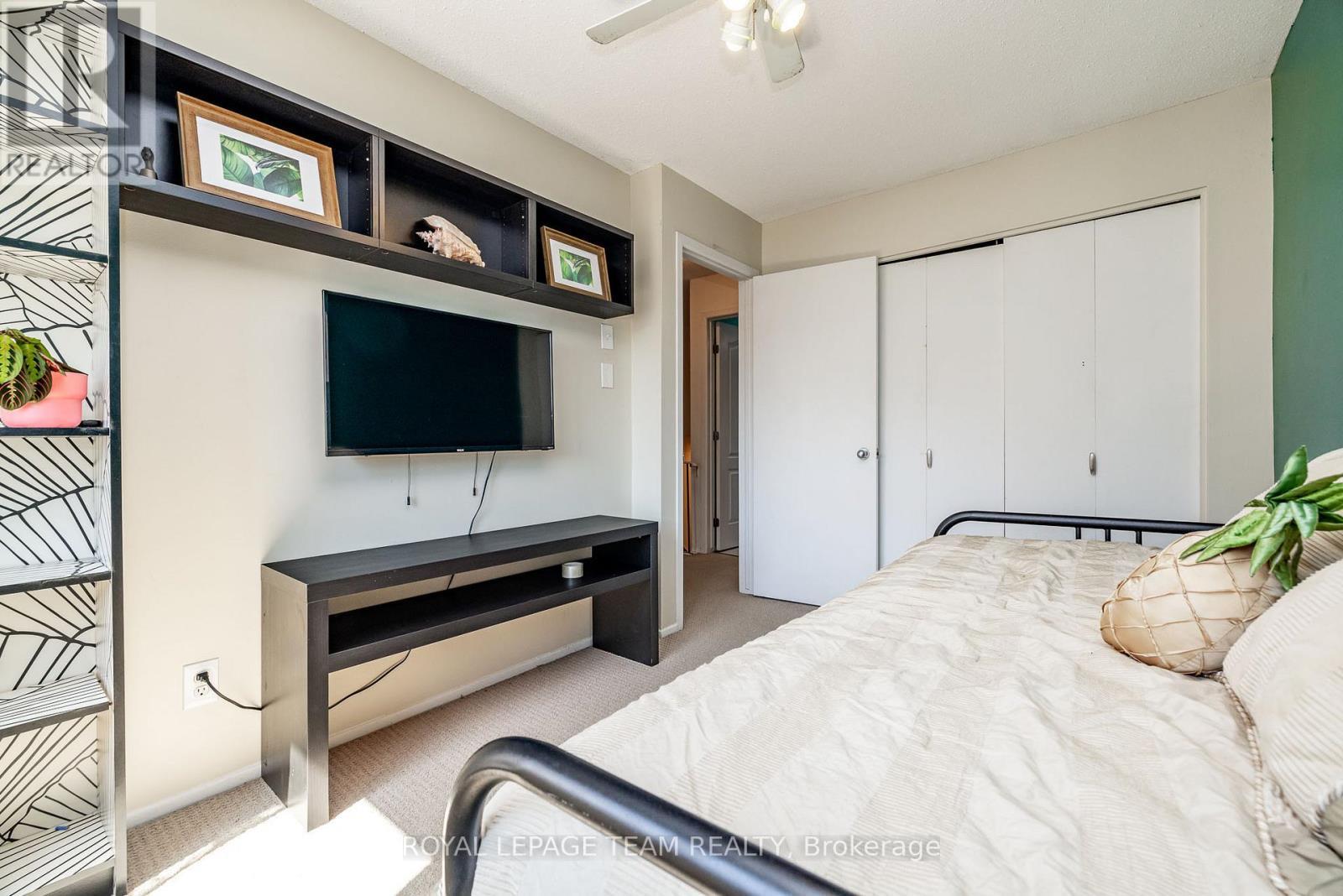 3rd bedroom - 28 - 28 Peary Way, Ottawa, ON - Indoor Photo Showing Bedroom