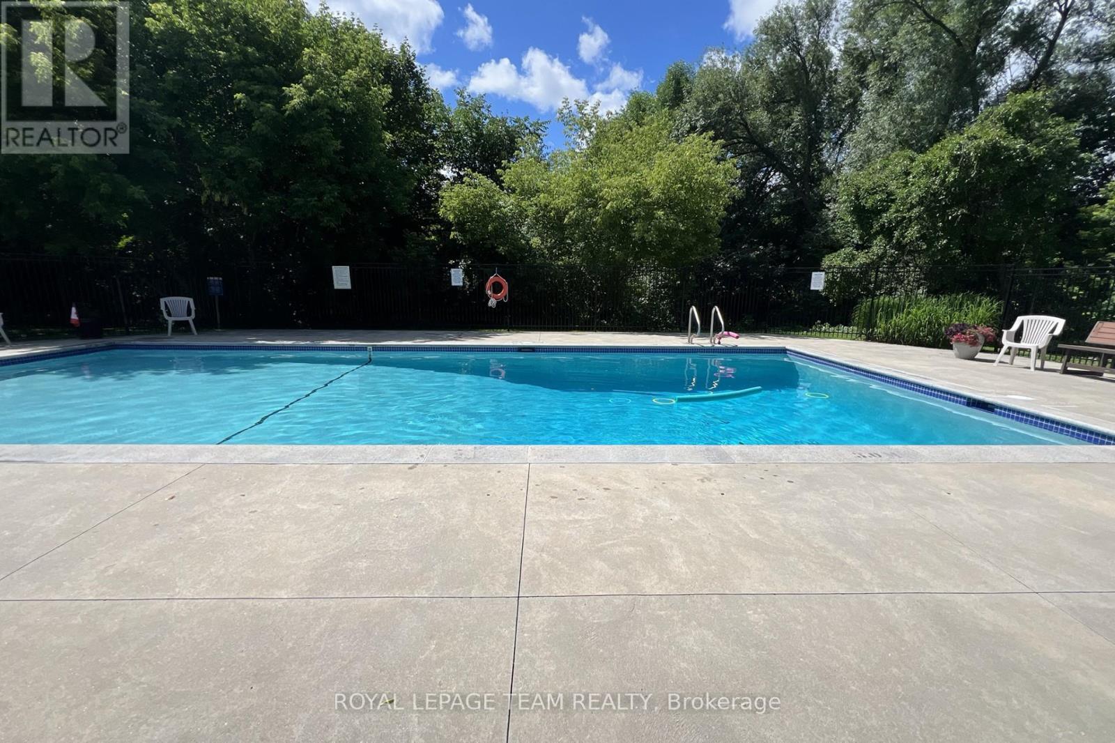 28 - 28 Peary Way, Ottawa, ON - Outdoor With In Ground Pool With Backyard