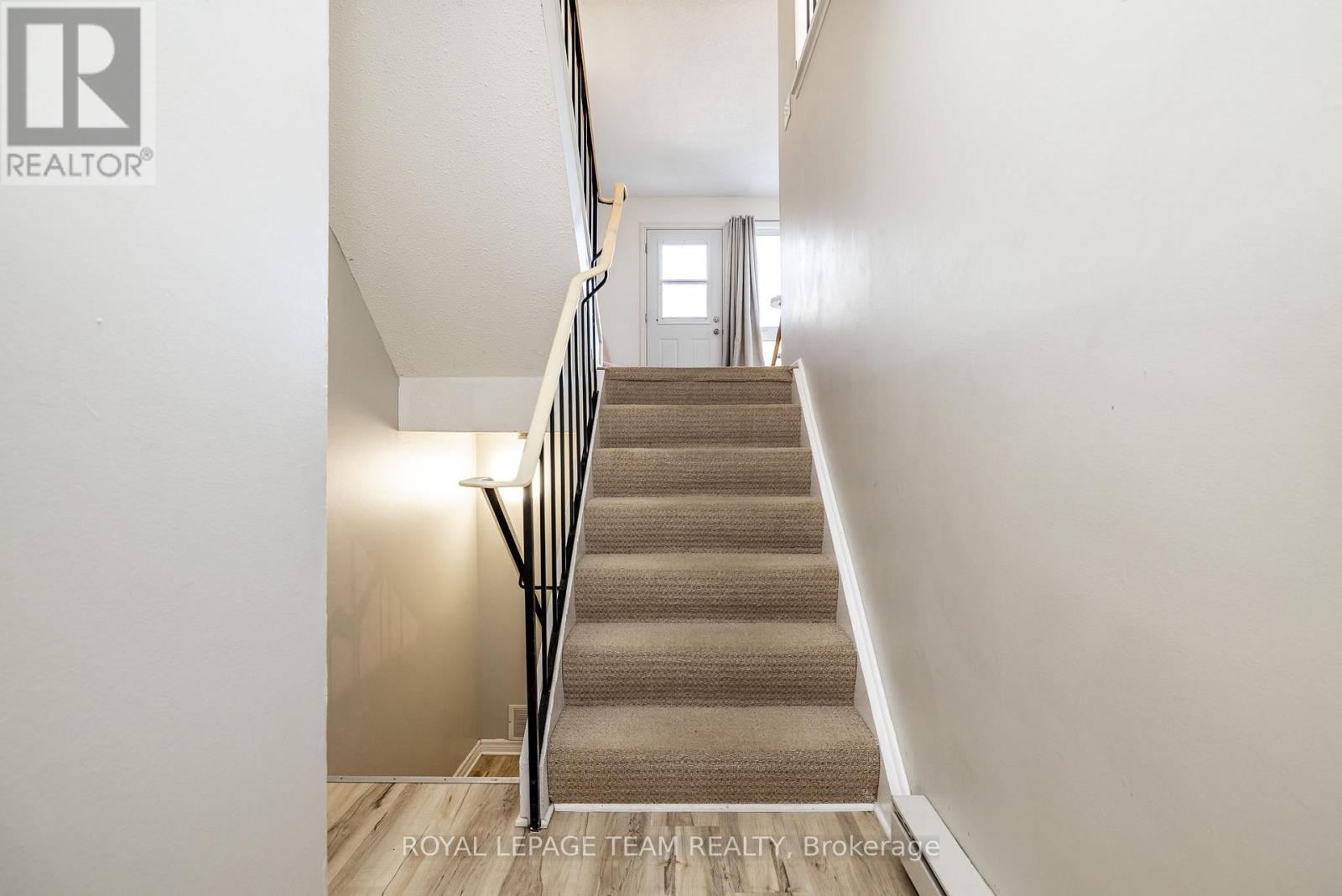 stairway - 28 - 28 Peary Way, Ottawa, ON - Indoor Photo Showing Other Room