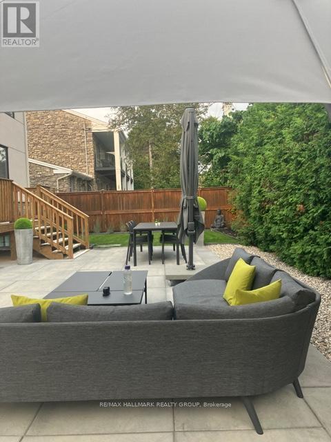 1976 Lenester Avenue, Ottawa, ON - Outdoor