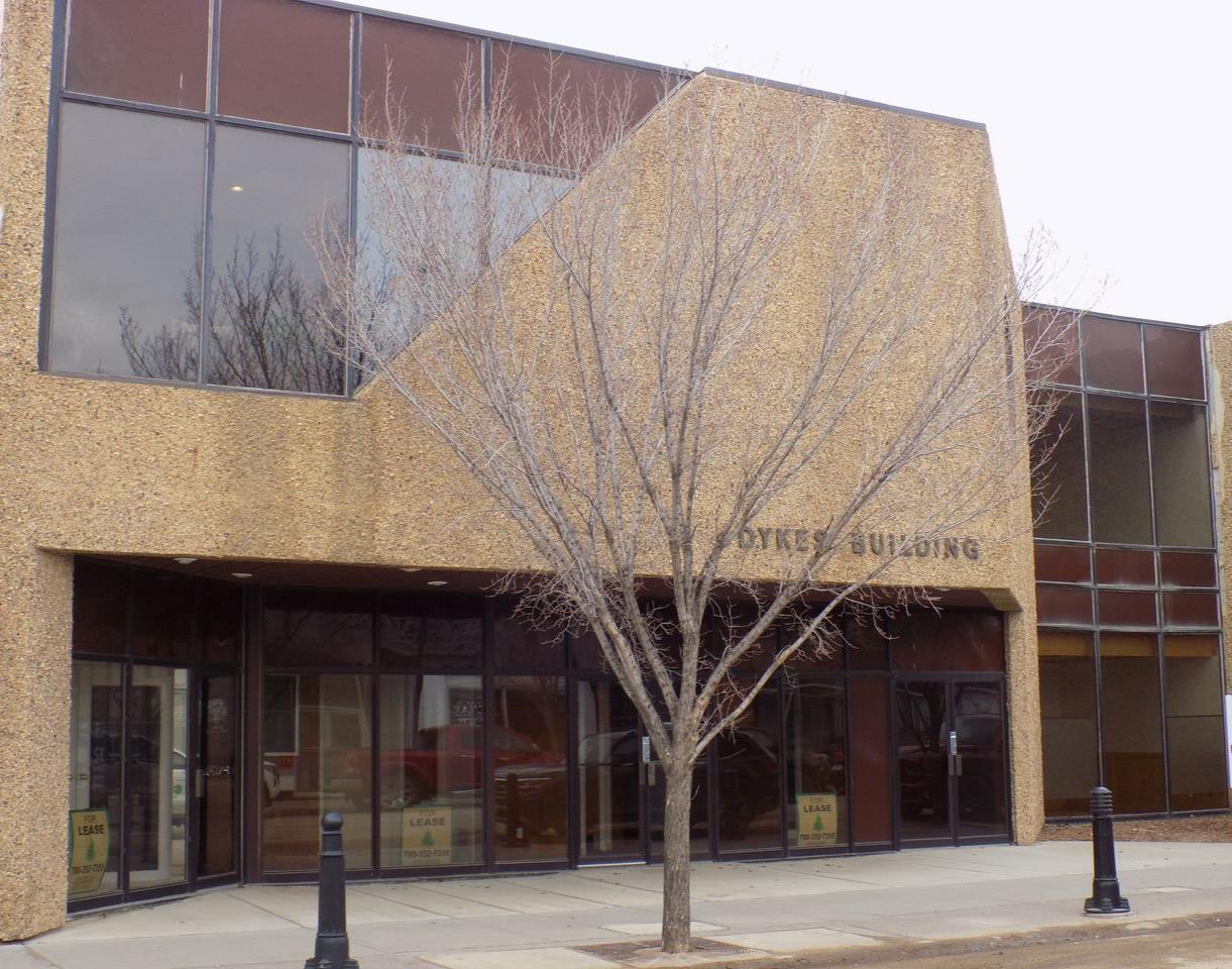 5108 50 Avenue, Wetaskiwin, AB