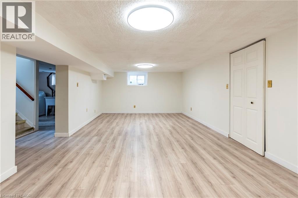 69 Lowrey Avenue N, Cambridge, ON - Indoor Photo Showing Other Room