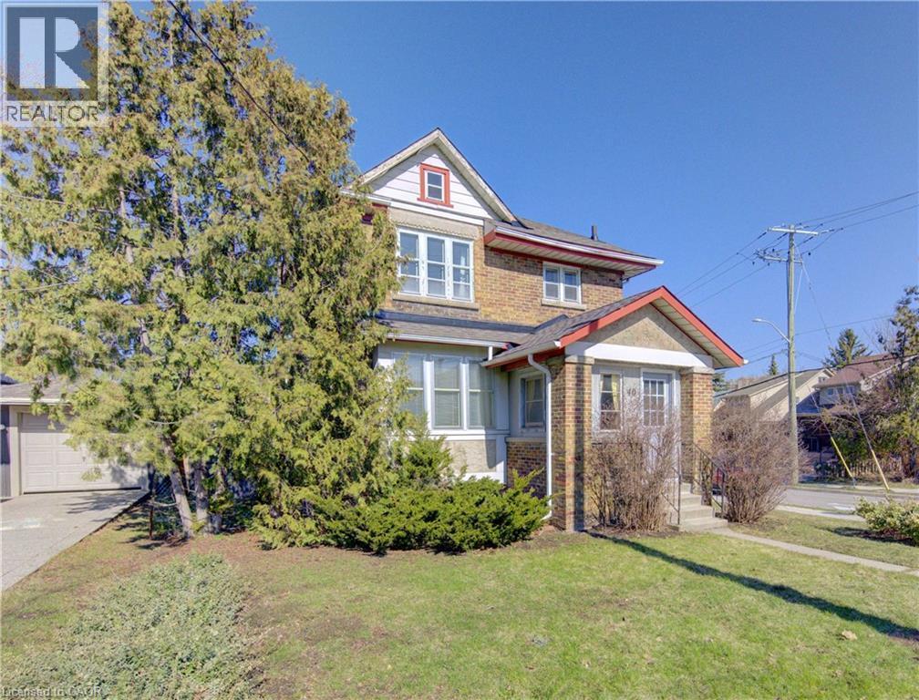 40 Union Street E, Waterloo, ON - Outdoor