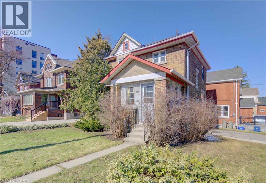 40 Union Street E, Waterloo, ON - Outdoor