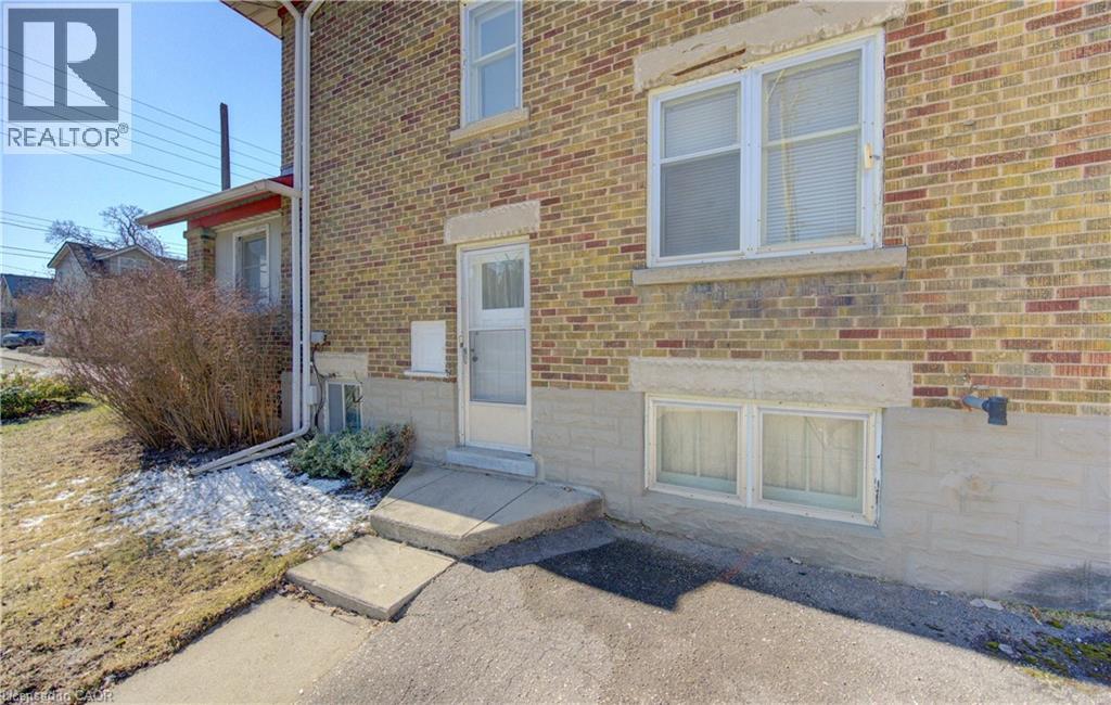 40 Union Street E, Waterloo, ON - Outdoor With Exterior