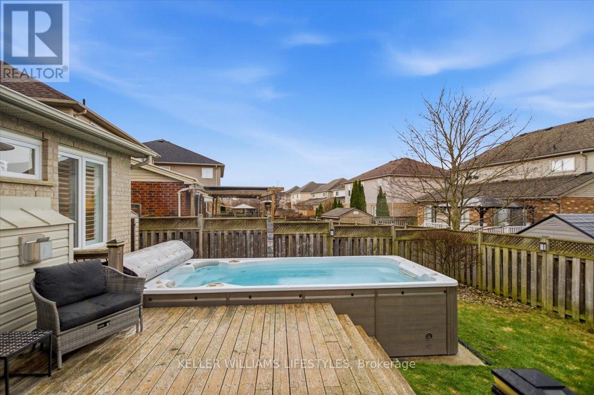 779 North Leaksdale Circle, London South (South U), ON - Outdoor With Above Ground Pool With Deck Patio Veranda