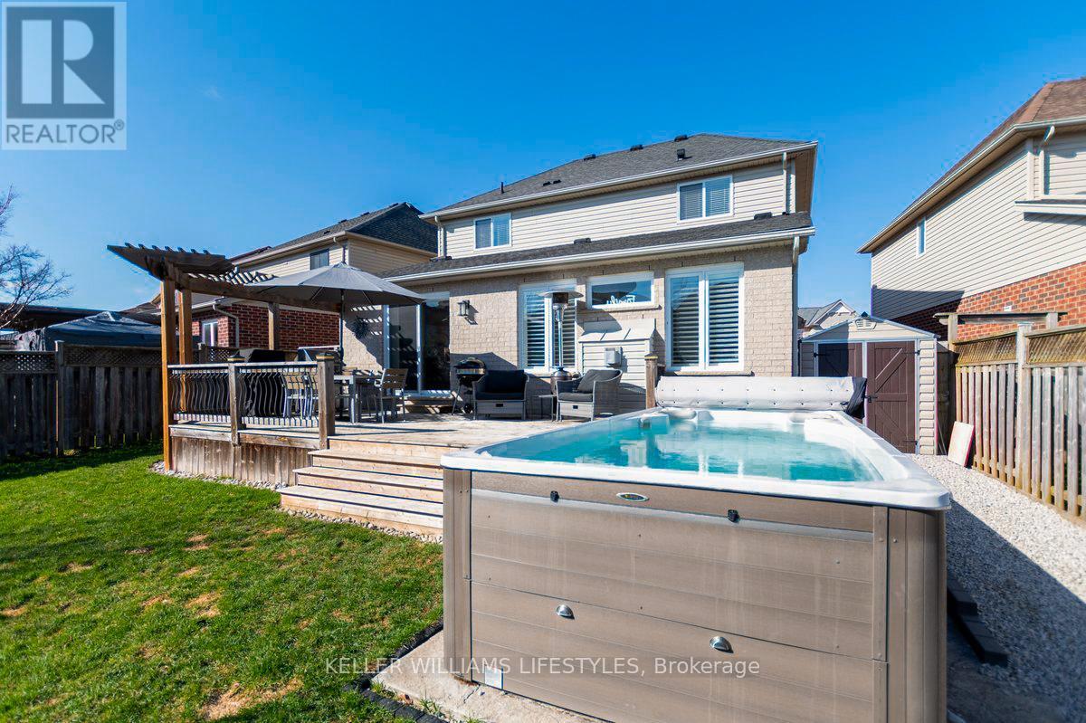 779 North Leaksdale Circle, London South (South U), ON - Outdoor With Deck Patio Veranda
