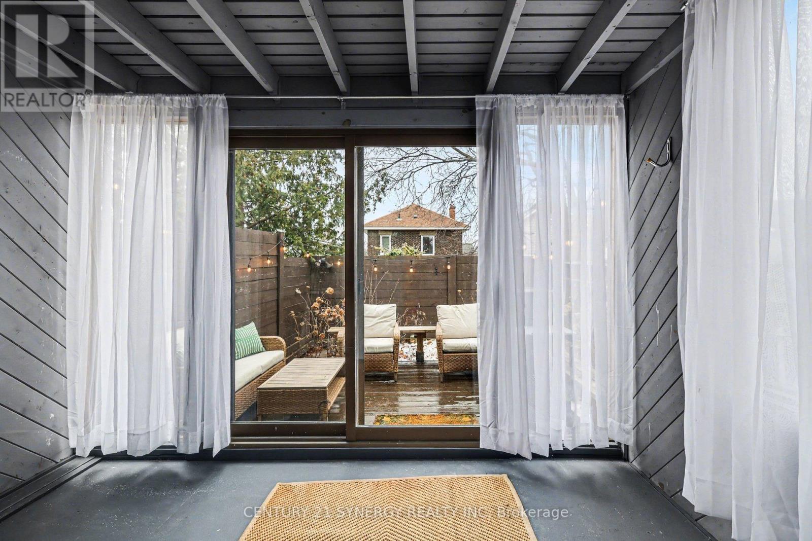 50 Brighton Avenue, Ottawa, ON - Photo Showing Other Room