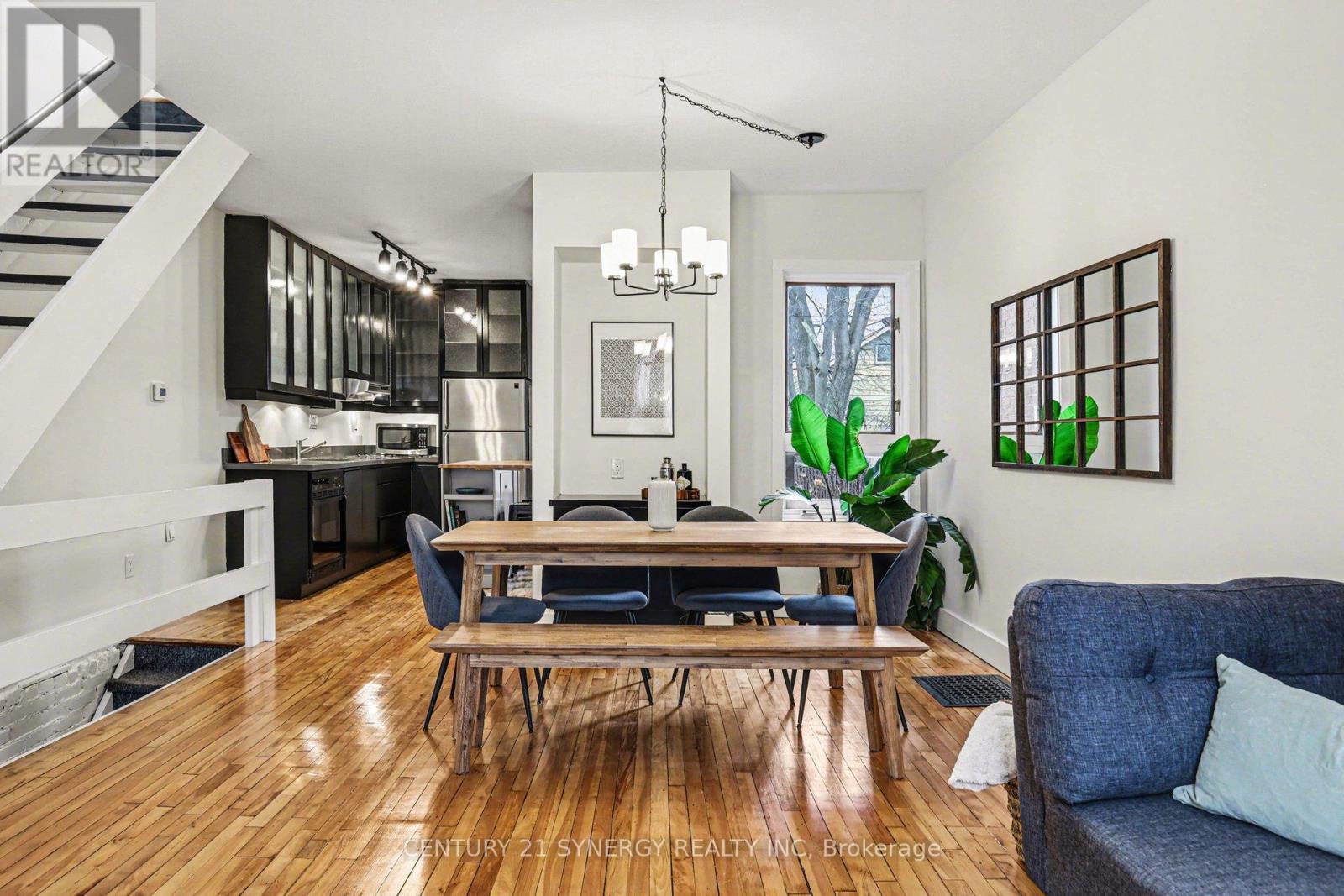 50 Brighton Avenue, Ottawa, ON - Indoor Photo Showing Dining Room