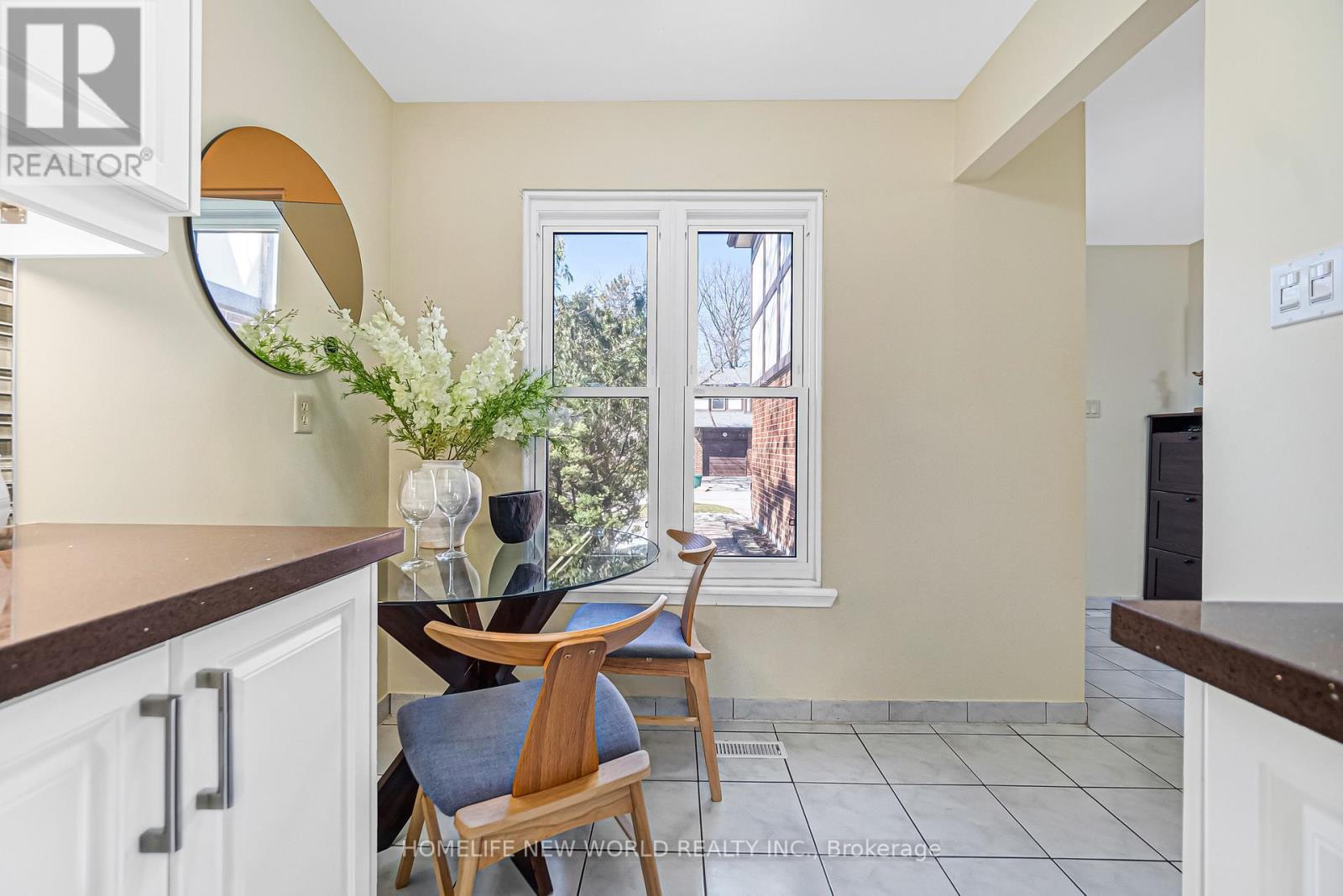 76 Bowman Way, Markham, ON - Indoor Photo Showing Other Room