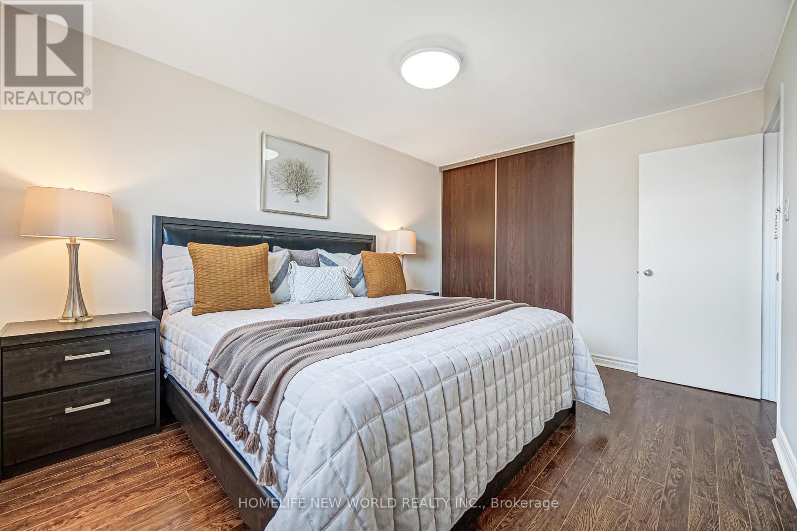 76 Bowman Way, Markham, ON - Indoor Photo Showing Bedroom