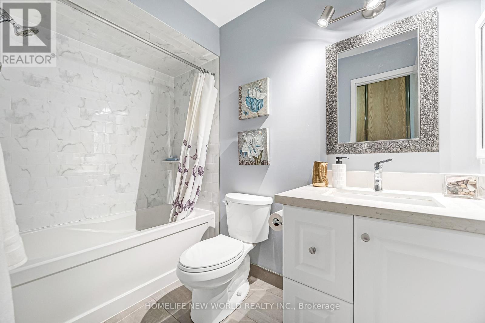 76 Bowman Way, Markham, ON - Indoor Photo Showing Bathroom