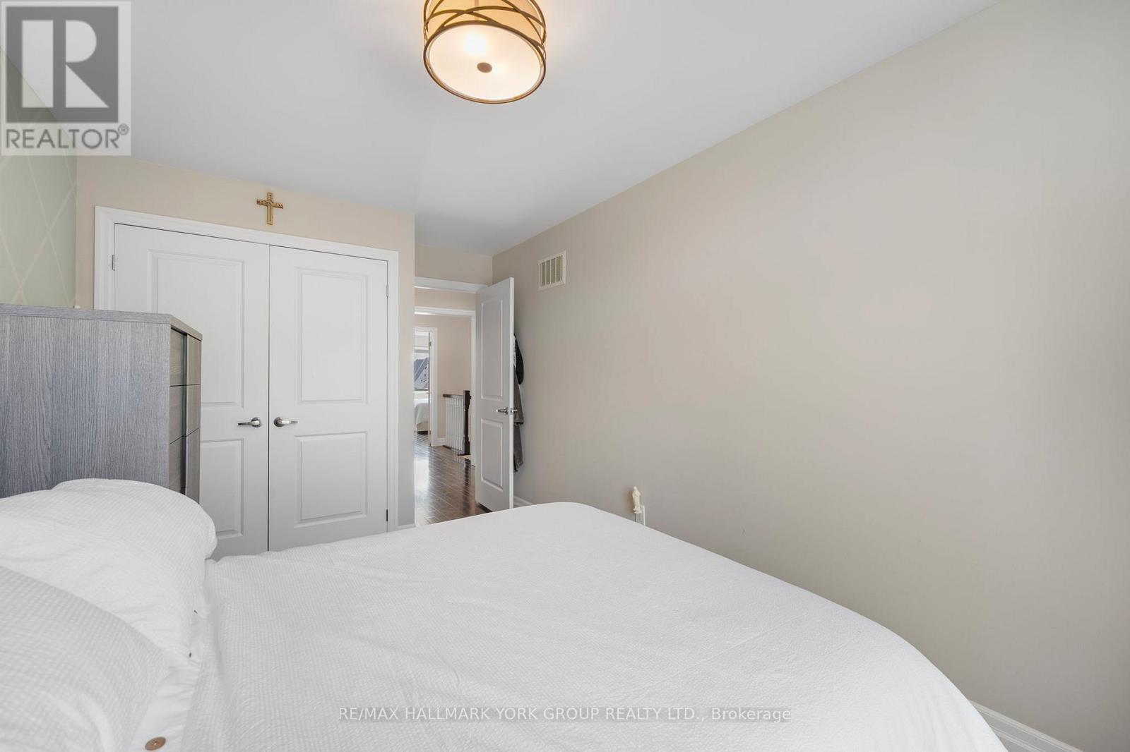 45 Robert Berry Crescent, King, ON - Indoor Photo Showing Bedroom