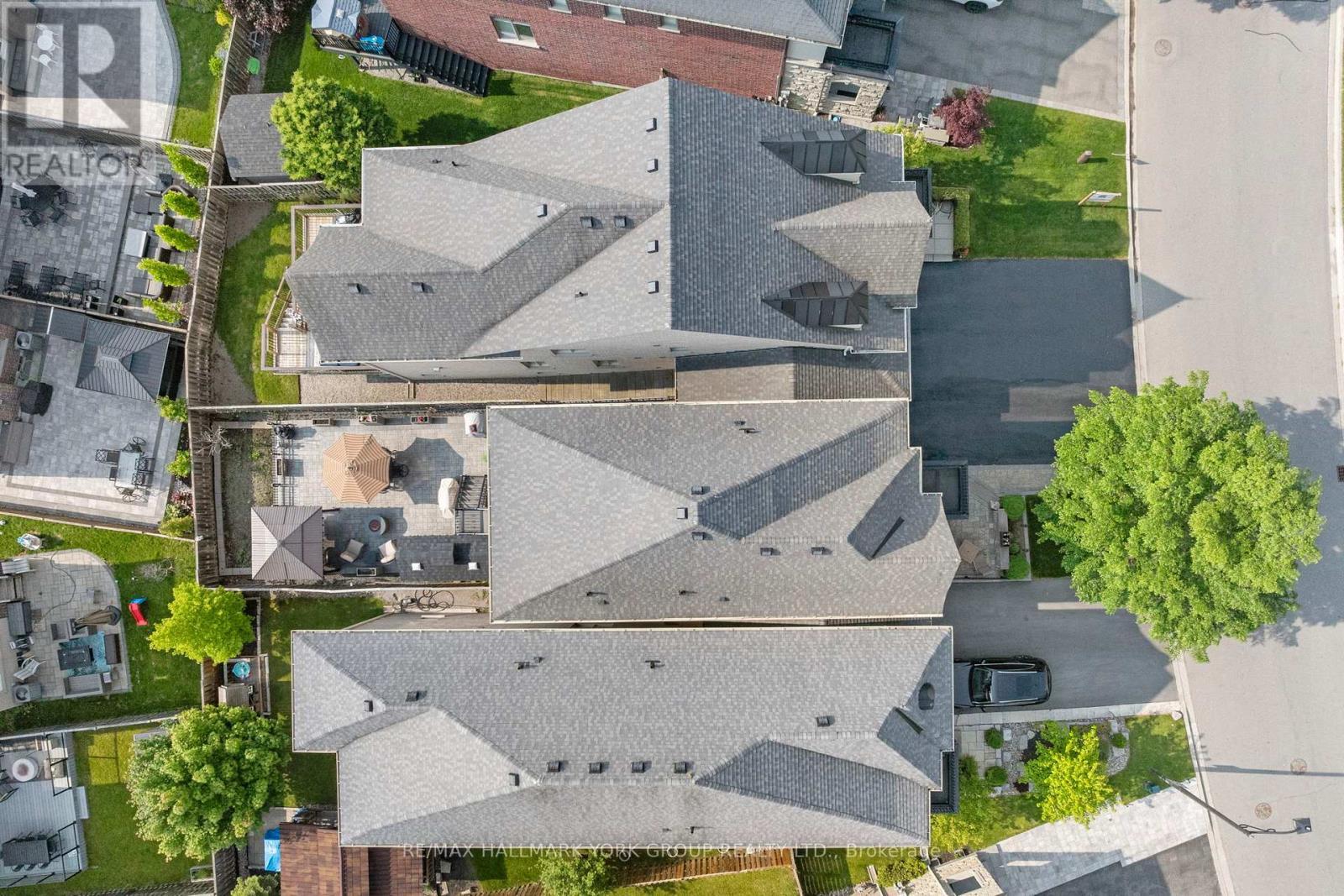 45 Robert Berry Crescent, King, ON - Outdoor With Deck Patio Veranda With View