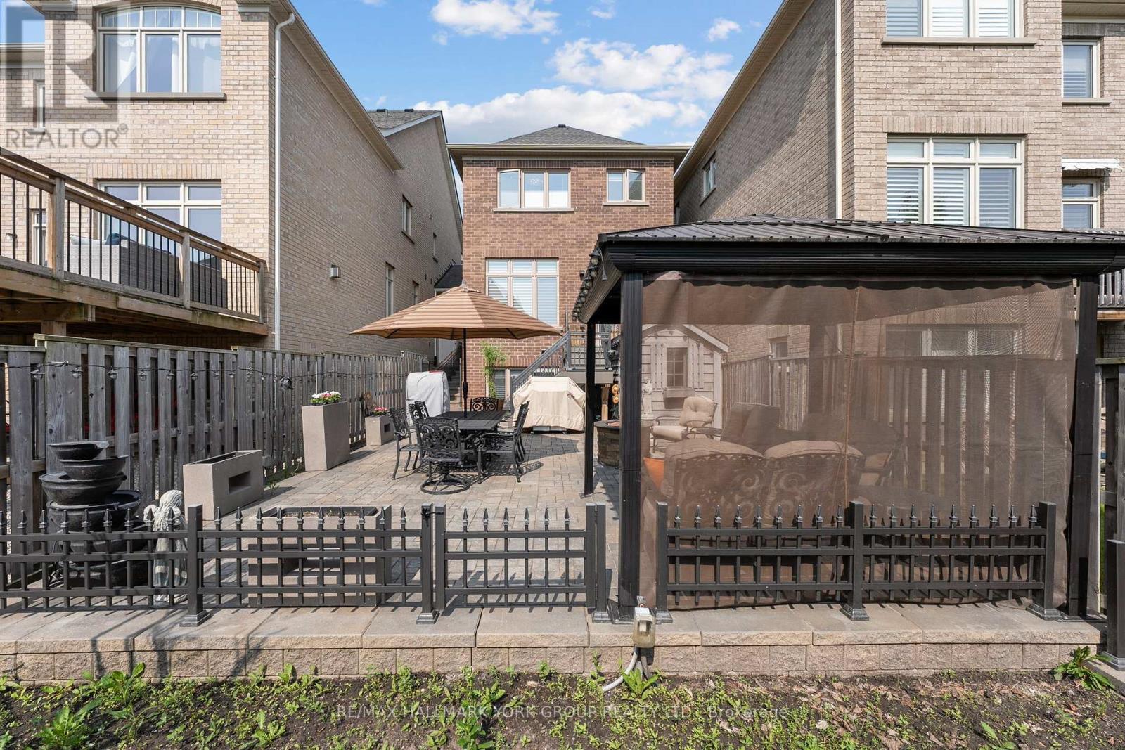 45 Robert Berry Crescent, King, ON - Outdoor With Deck Patio Veranda