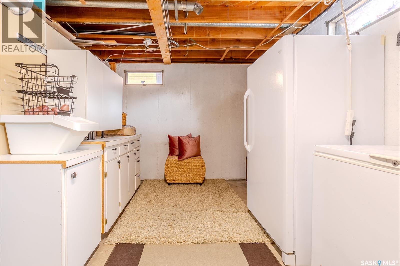 1701 Preston Avenue S, Saskatoon, SK - Indoor Photo Showing Basement
