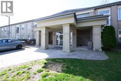 6365 DRUMMOND Road Unit# 105 Niagara Falls, ON L2G 4N1