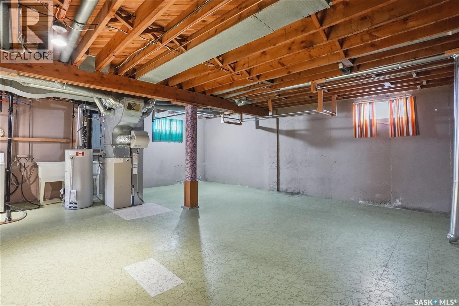 2204 York Avenue, Saskatoon, SK - Indoor Photo Showing Basement