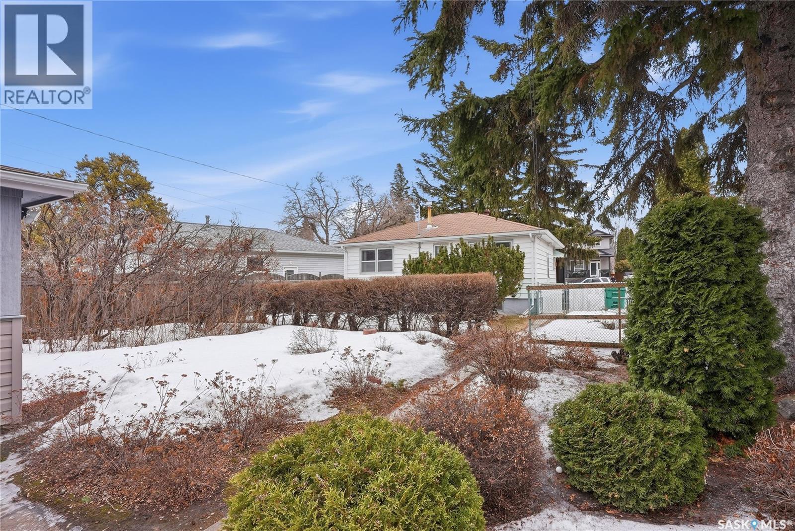 2204 York Avenue, Saskatoon, SK - Outdoor