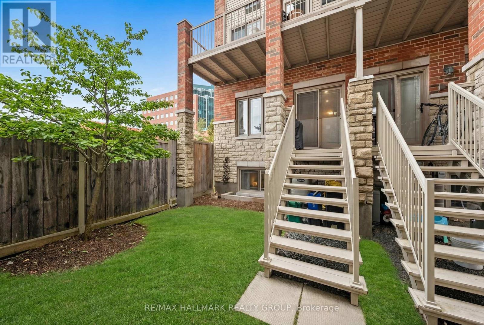 498 Leboutillier Avenue, Ottawa, ON - Outdoor