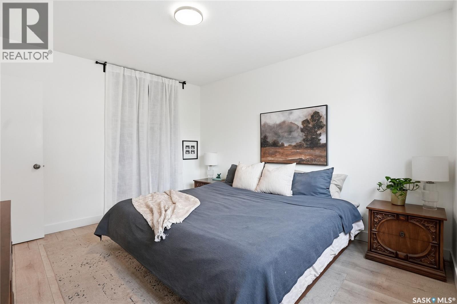 48 Bell Crescent, Saskatoon, SK - Indoor Photo Showing Bedroom