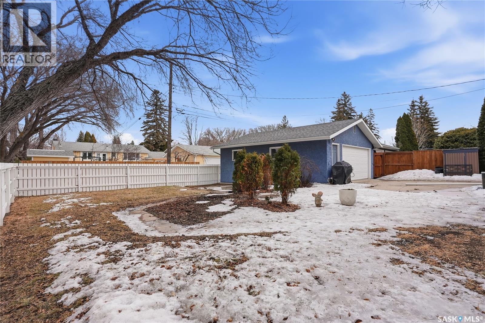 48 Bell Crescent, Saskatoon, SK - Outdoor