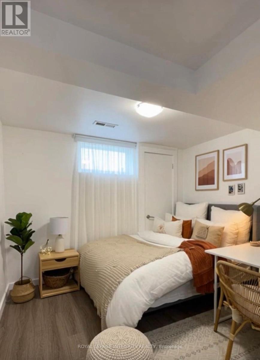 1152 Tawney Road, Ottawa, ON - Indoor Photo Showing Bedroom