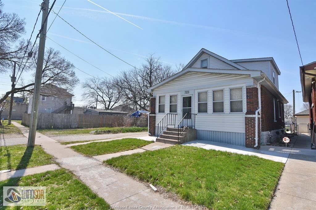 769 Mckay, Windsor, ON