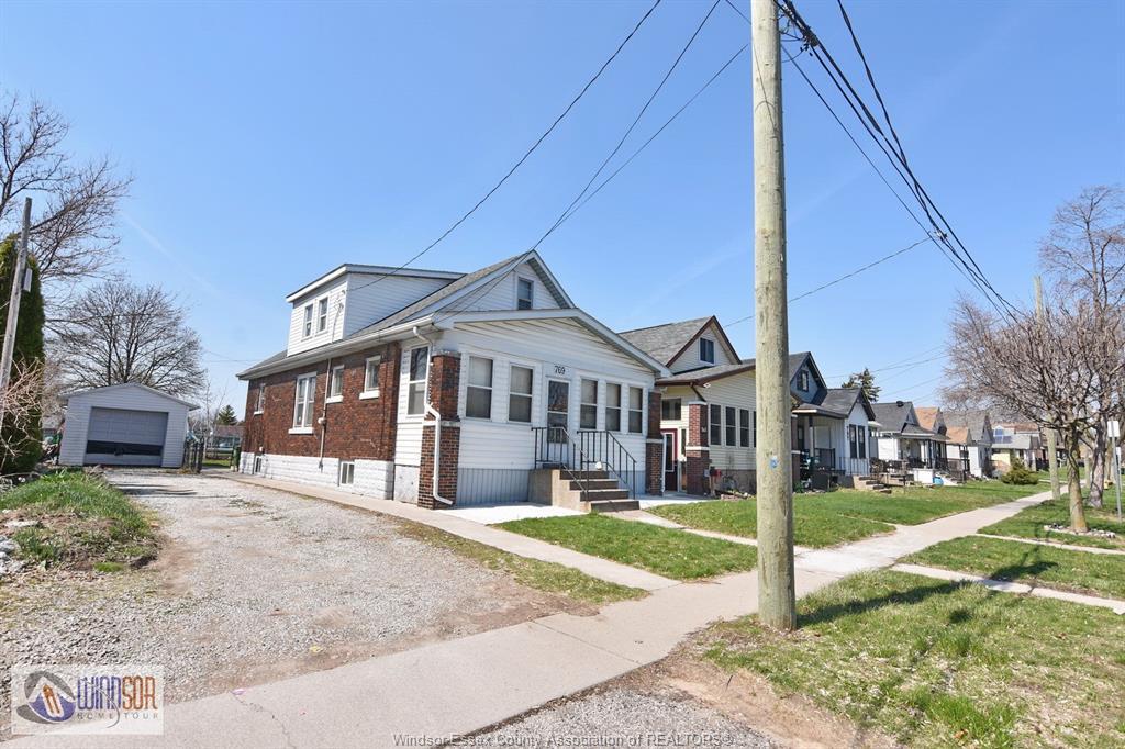 769 Mckay, Windsor, ON