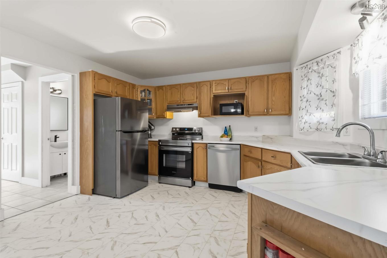 185 Avenue Du Portage, Dartmouth, NS