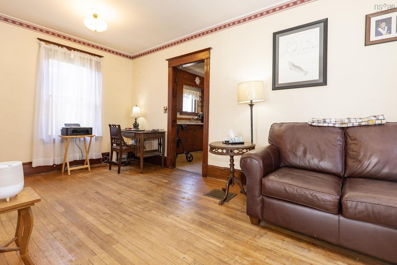 5 Minto Street, Amherst, NS