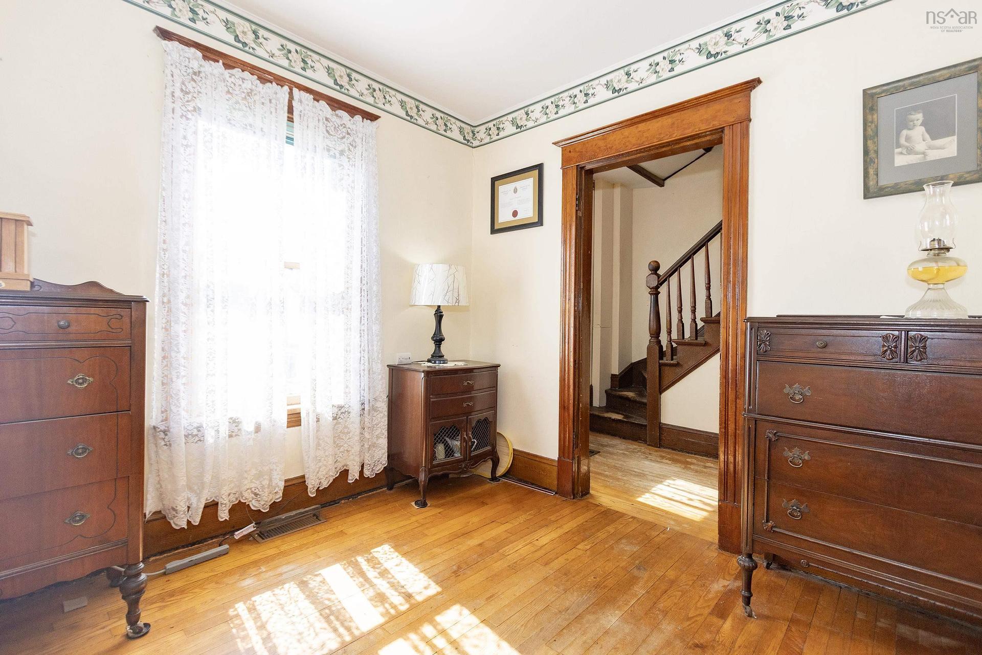 5 Minto Street, Amherst, NS