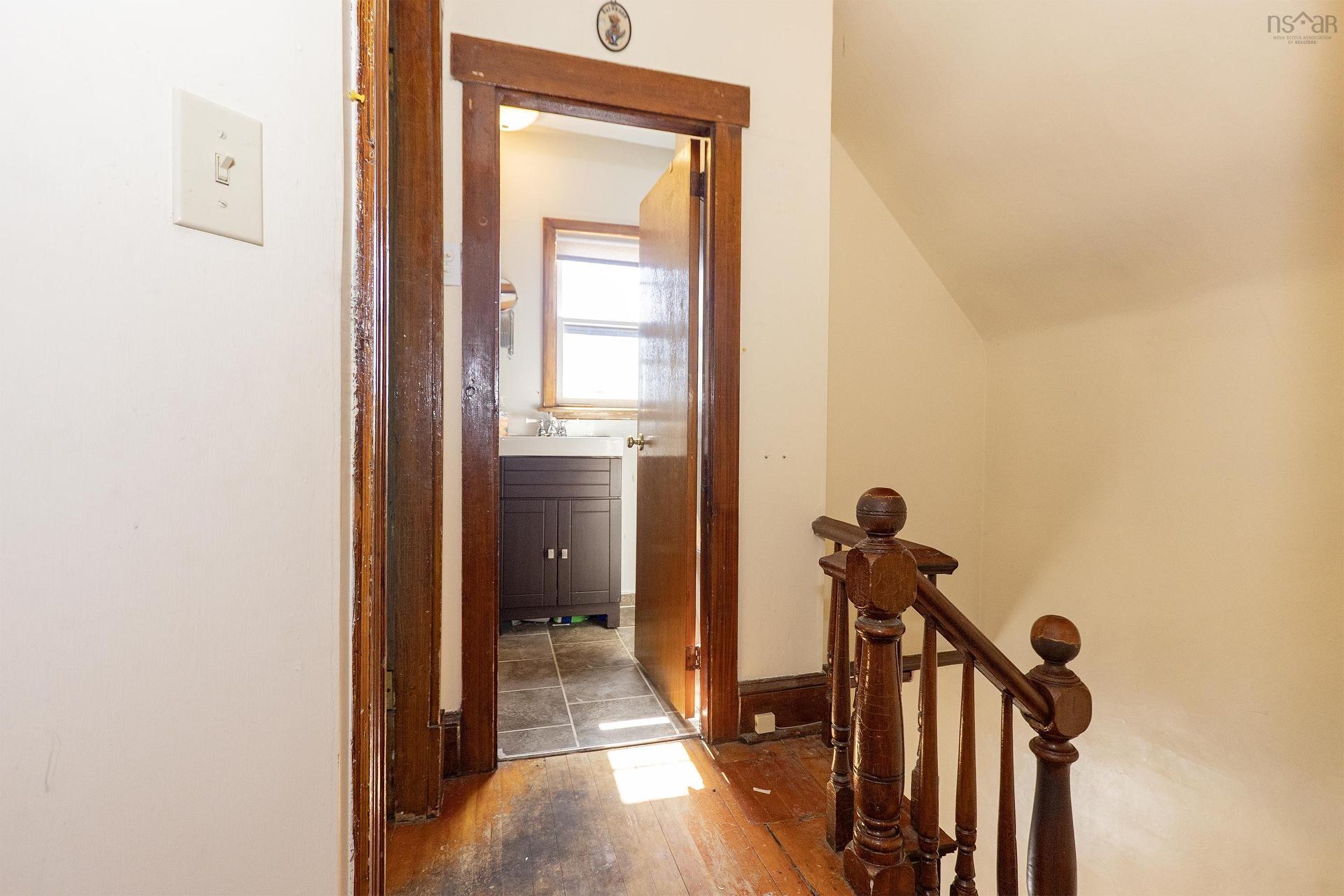 5 Minto Street, Amherst, NS