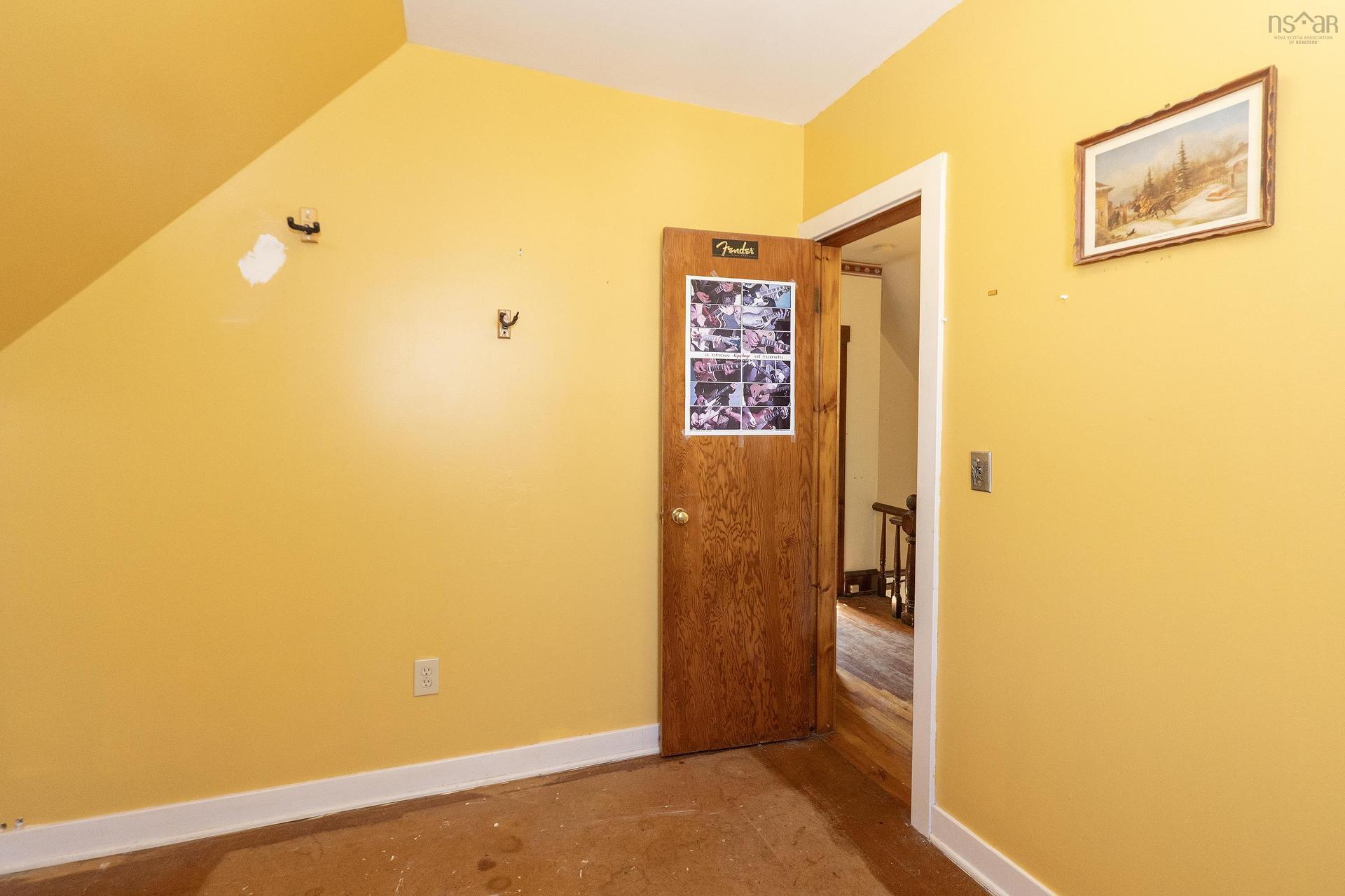 5 Minto Street, Amherst, NS