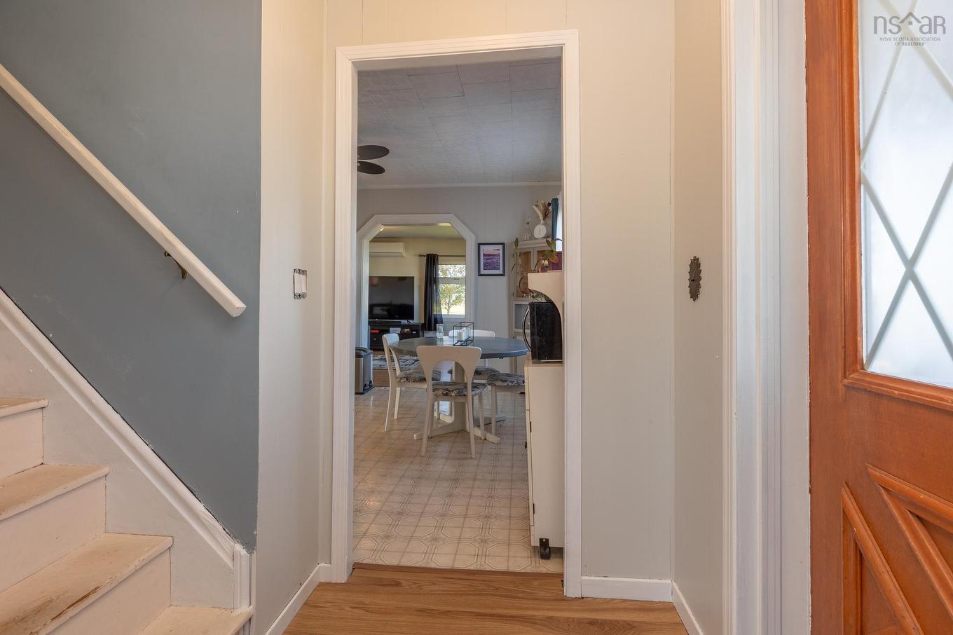 2484 Highway 1, Grosses Coques, NS
