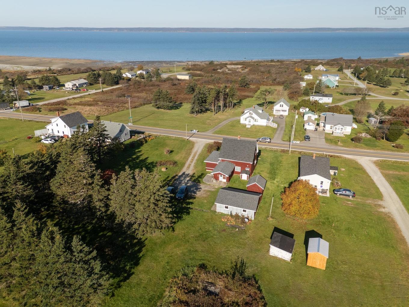 2484 Highway 1, Grosses Coques, NS
