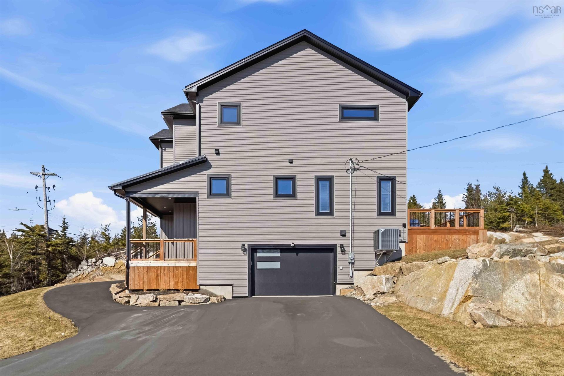 86 Riverview Drive, Timberlea, NS - Outdoor