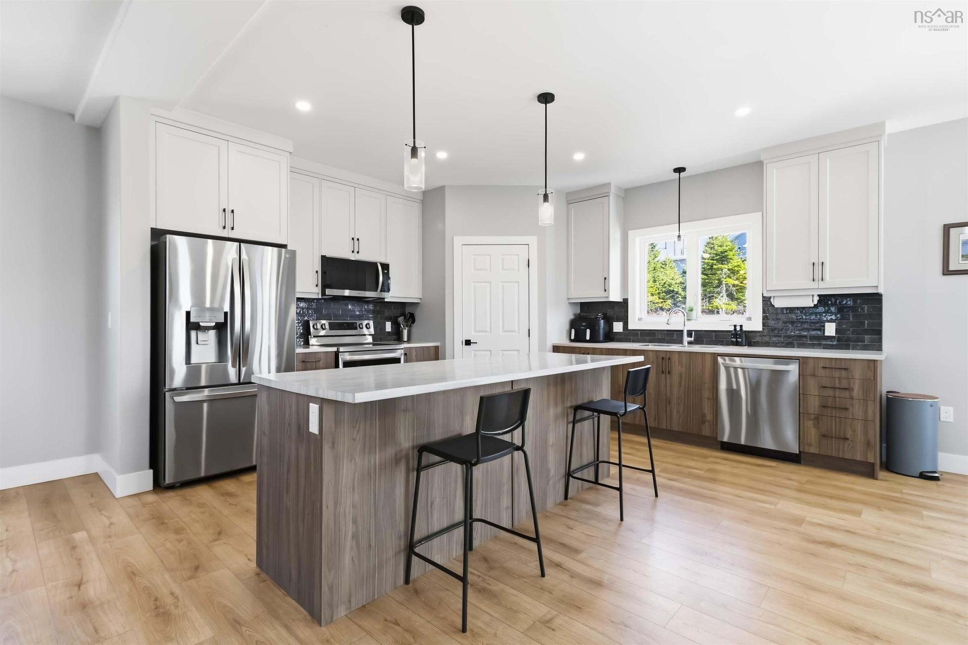 86 Riverview Drive, Timberlea, NS - Indoor Photo Showing Kitchen With Upgraded Kitchen