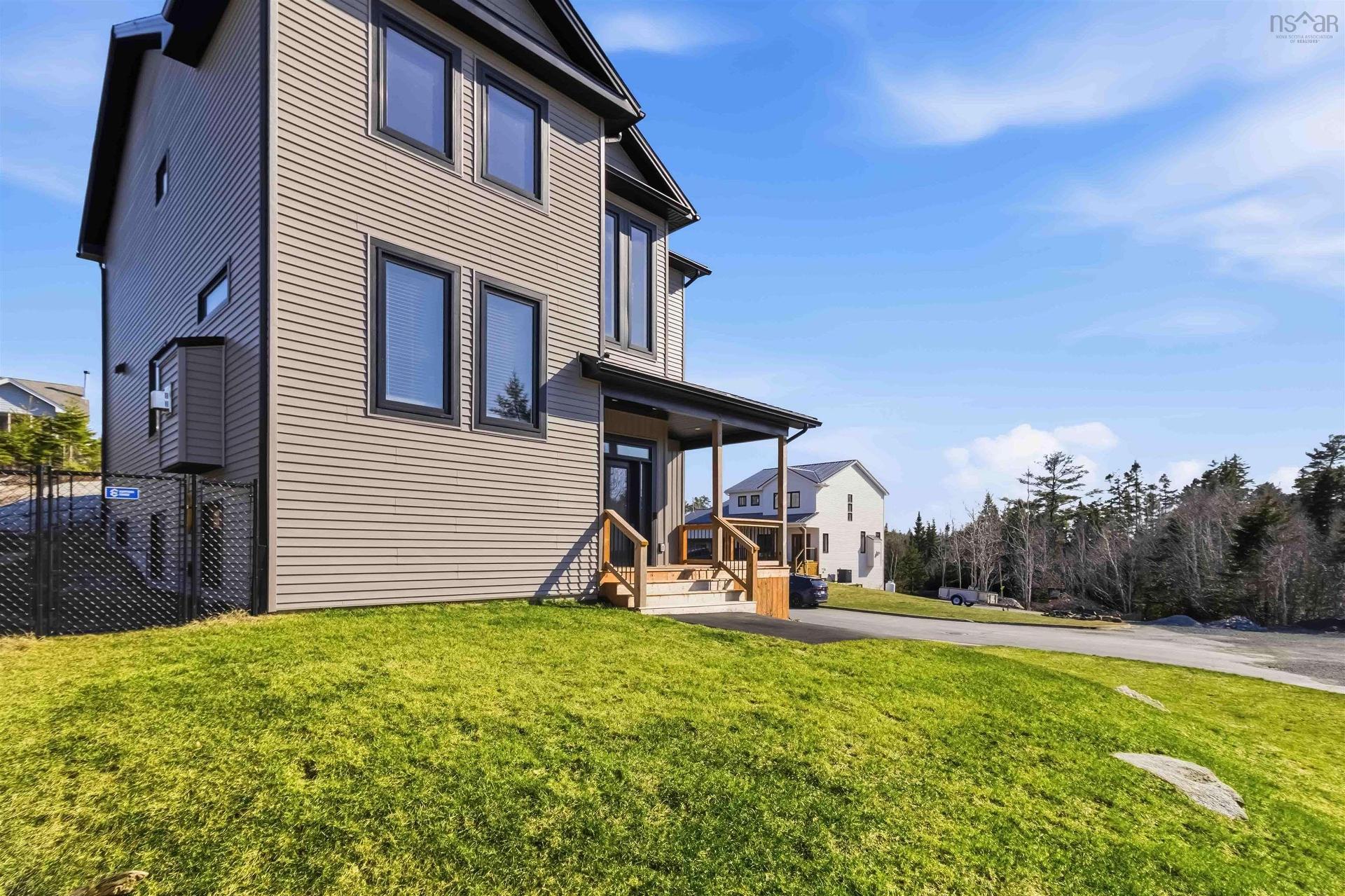 86 Riverview Drive, Timberlea, NS - Outdoor