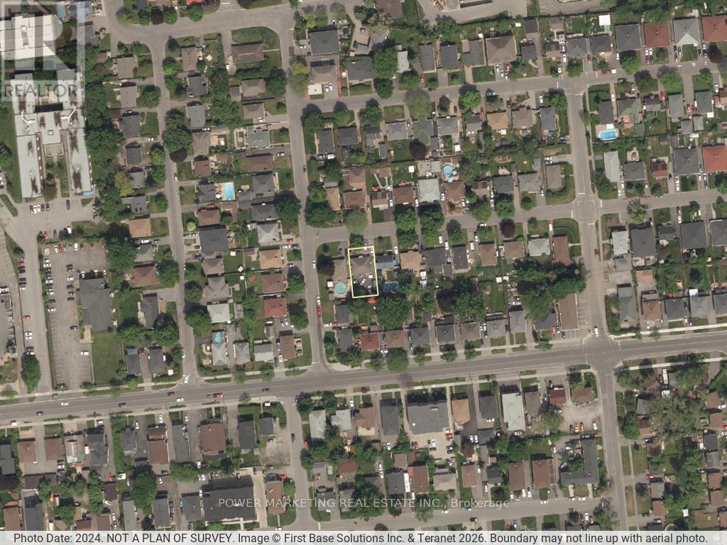 320 Fullerton Avenue, Ottawa, ON