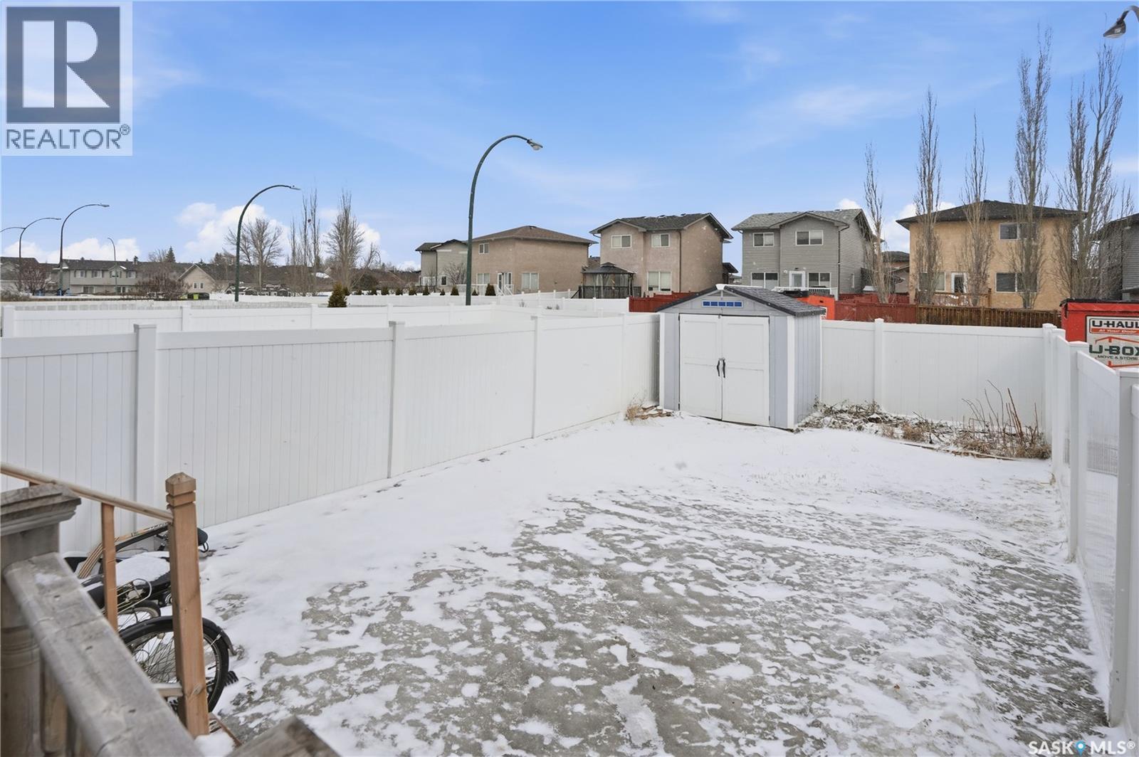 3860 7Th Avenue E, Regina, SK - Outdoor