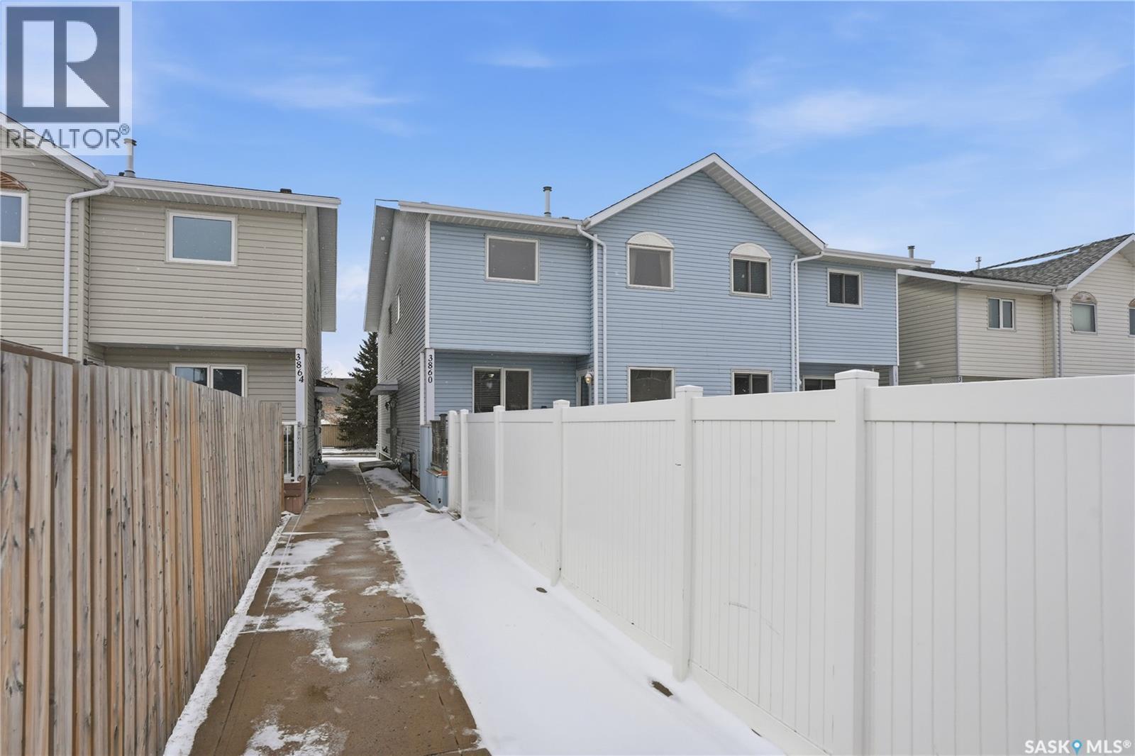 3860 7Th Avenue E, Regina, SK - Outdoor