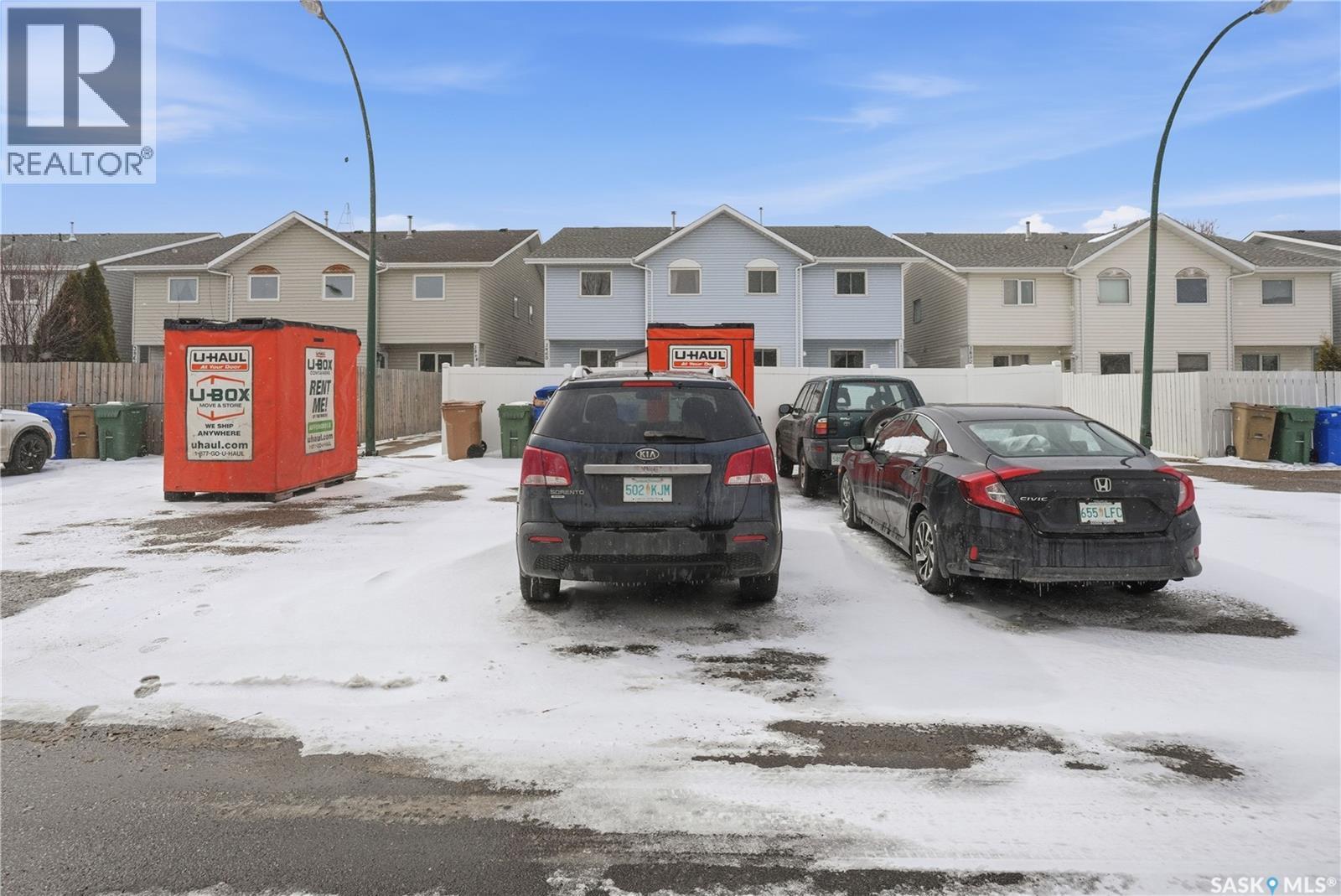 3860 7Th Avenue E, Regina, SK - Outdoor