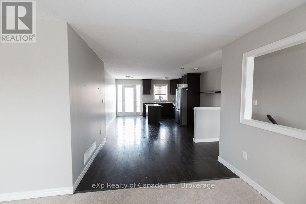 72 - 3320 Meadowgate Boulevard, London South (South U), ON - Indoor